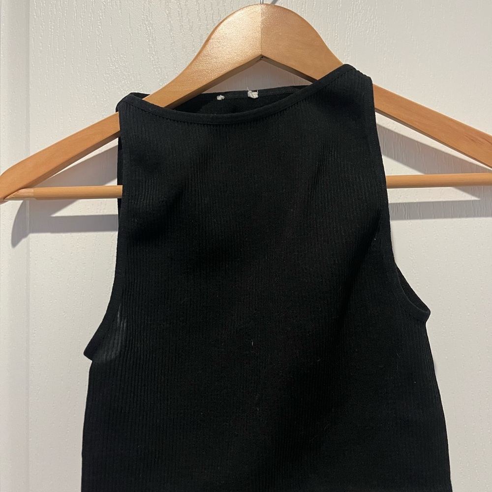Cotton On Ribbed Black Cropped Tank Top – Size XS